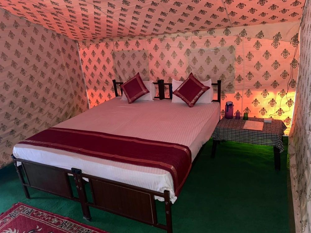Deluxe Tent, 1 Double Bed, Non Smoking, Valley View
