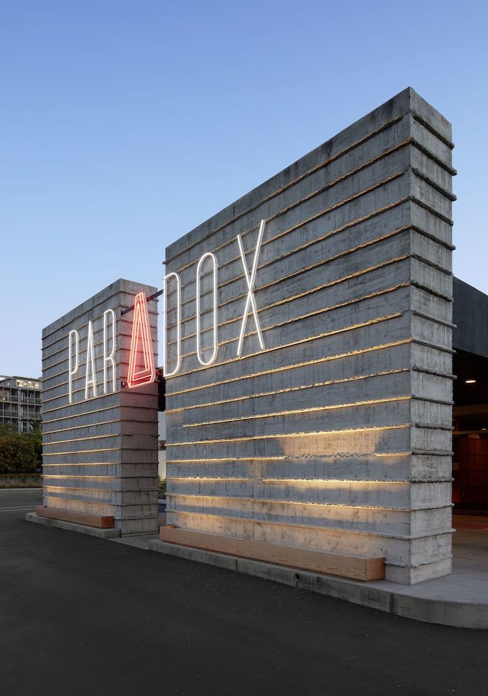 undefined Hotel Paradox, Autograph Collection 3