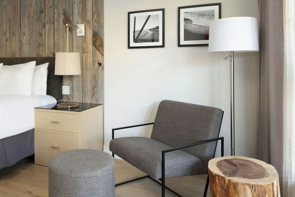 undefined Hotel Paradox, Autograph Collection 10