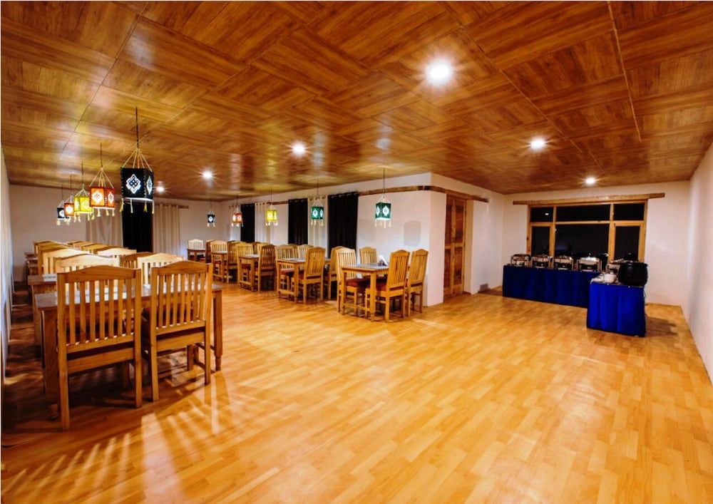 undefined TIH Magpie Camp 4