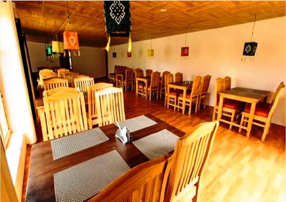 undefined TIH Magpie Camp