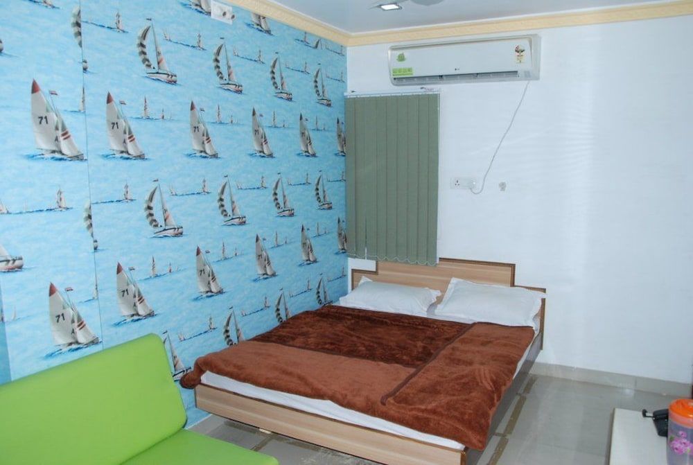 undefined Hotel Aashiyana & Restaurant 9