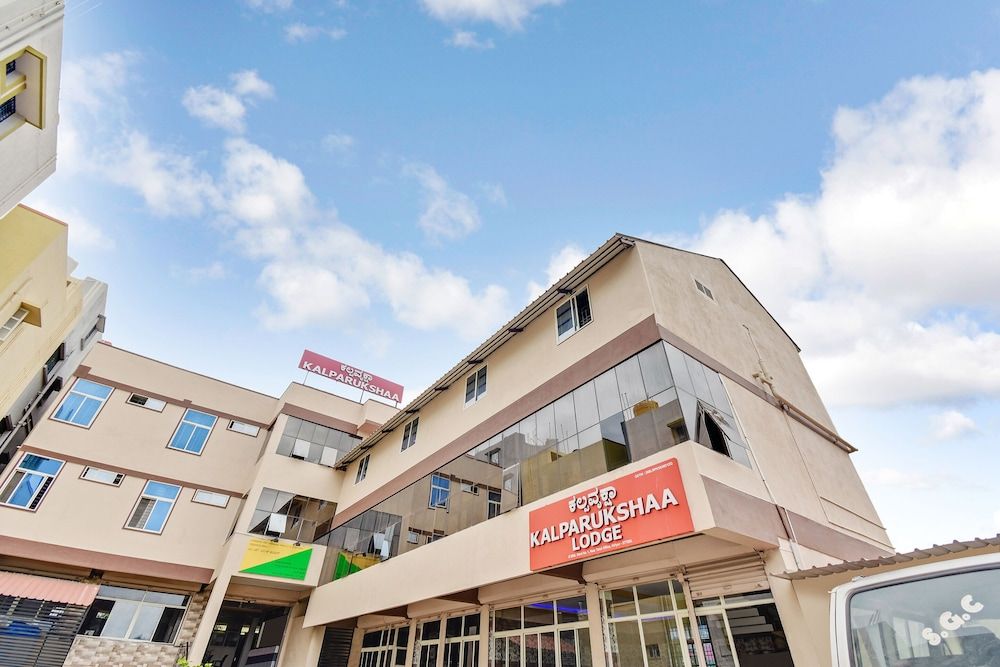 undefined SPOT ON 46956 Kalparukshaa Lodge 2