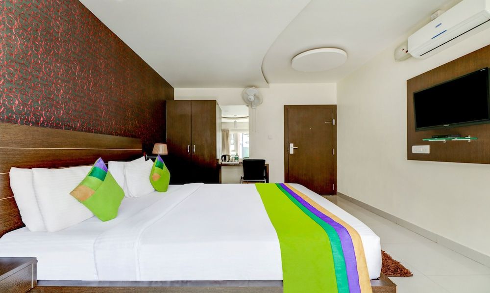 Treebo Trend Orchid Standard Double Room 7