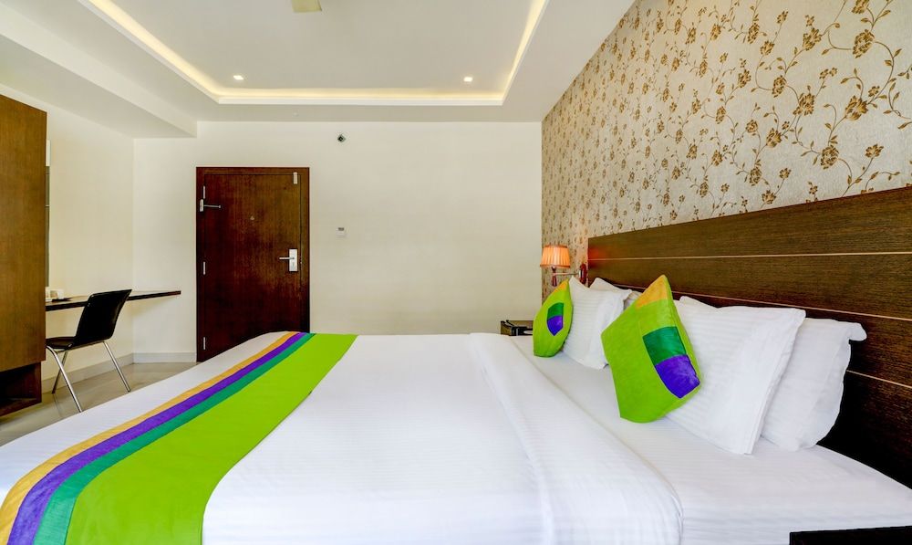 Treebo Trend Orchid Standard Double Room 12