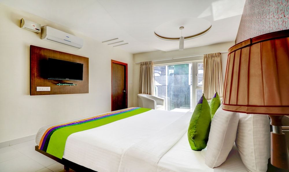 Treebo Trend Orchid Standard Double Room 8