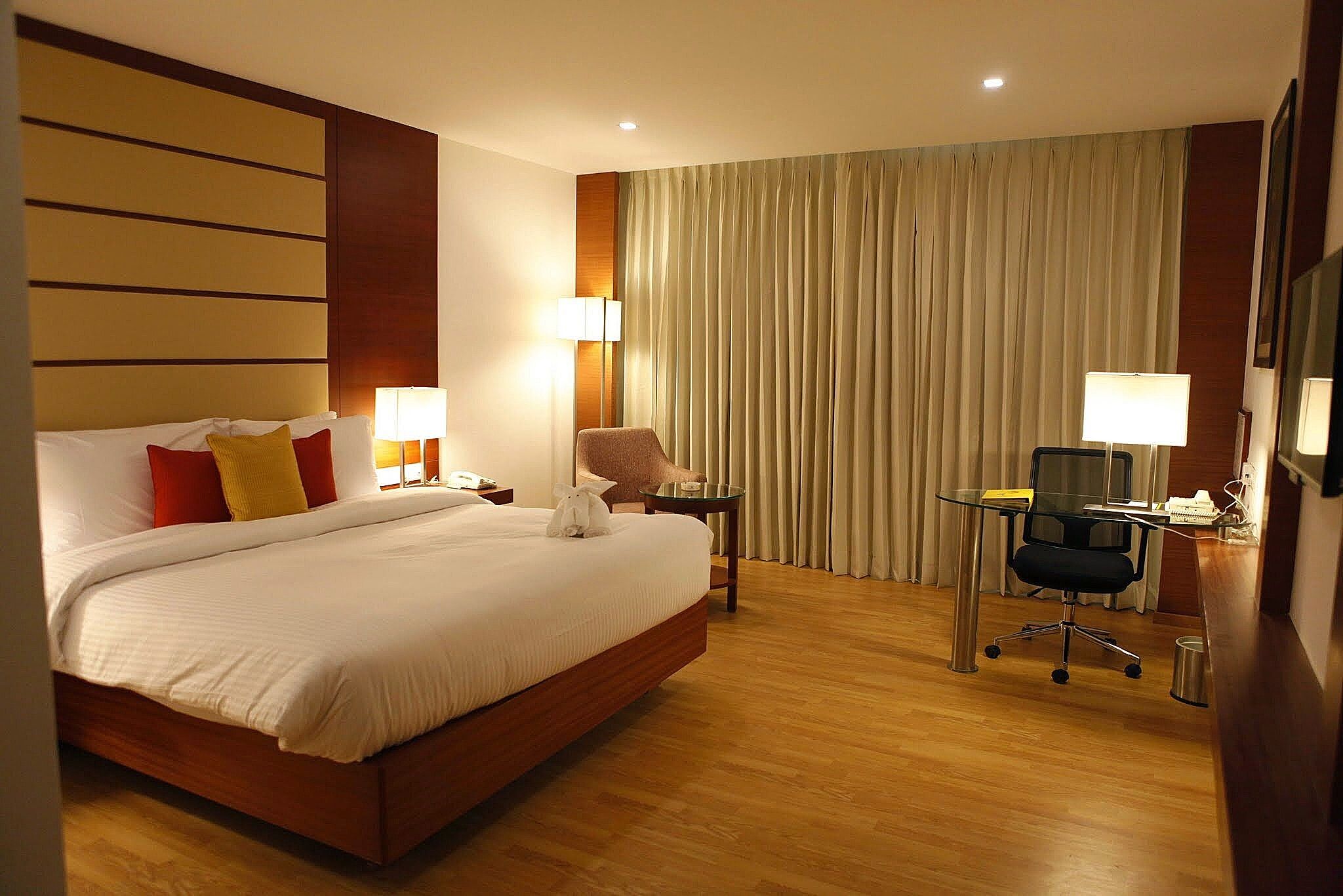 Lemon Tree Hotel, Shimona, Chennai Superior Room 4