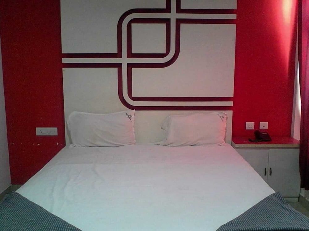 undefined StayApart - SR Residence 6