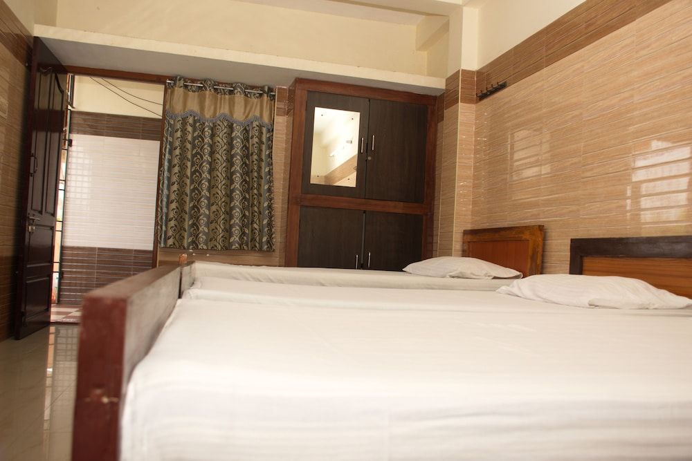 Ulo Raj Residency Family Room 5