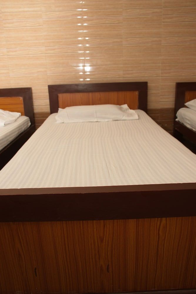 Ulo Raj Residency Family Room 6