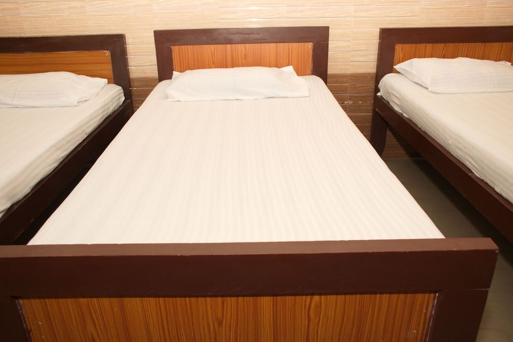 Ulo Raj Residency Executive Room 7
