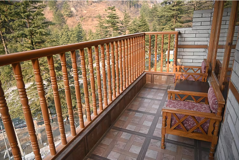 Hotel Royal Palace Super Deluxe Room with balcony 2