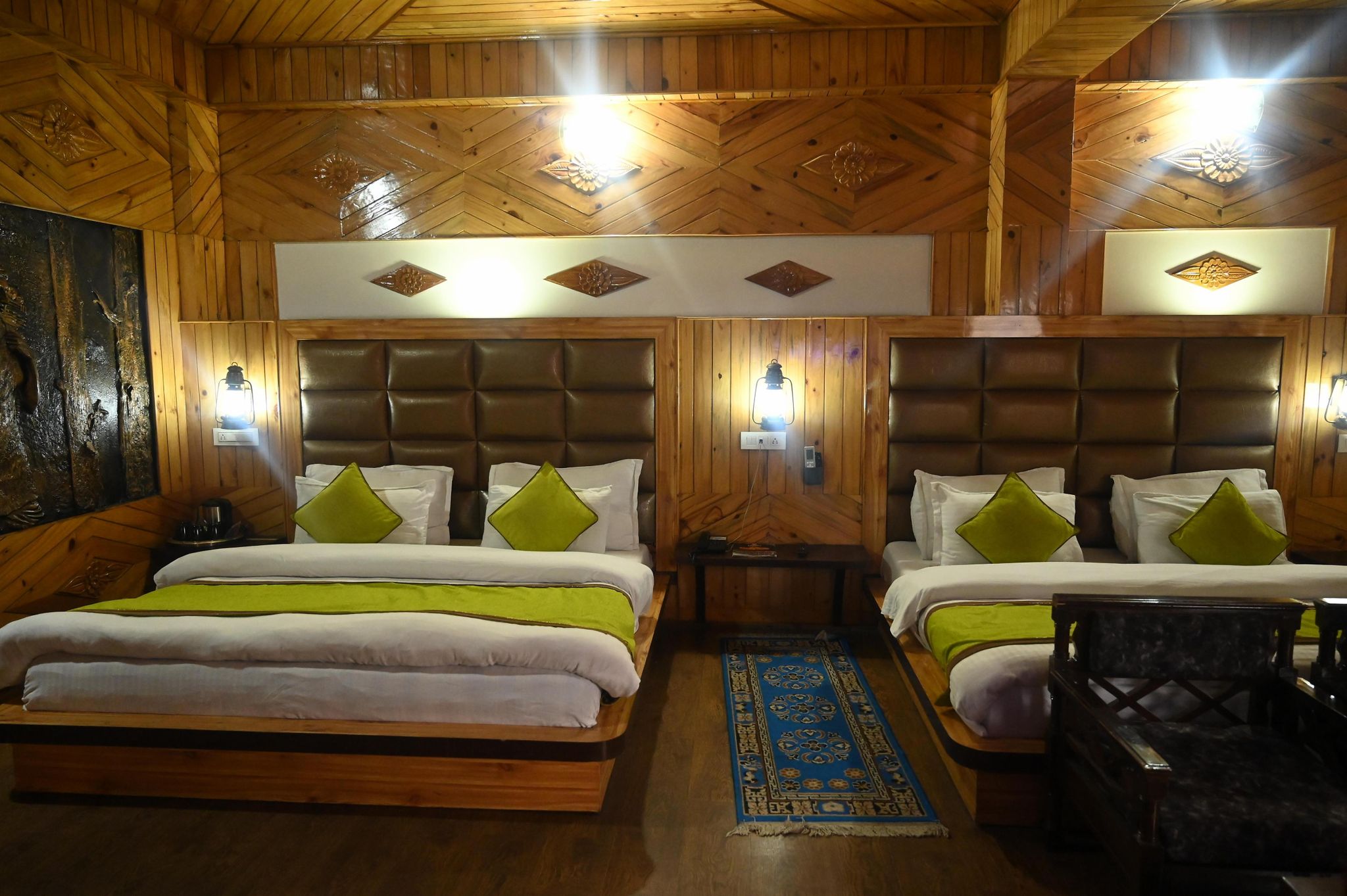 ROYAL LUXURY FAMILY SUITE-  NO Balcony
