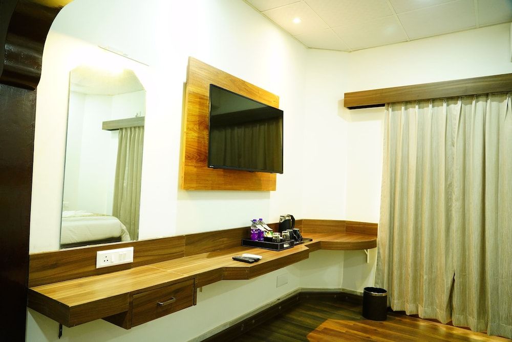 Kyriad Sarvesh Gangavathi Hampi by OTHPL Superior Queen 6