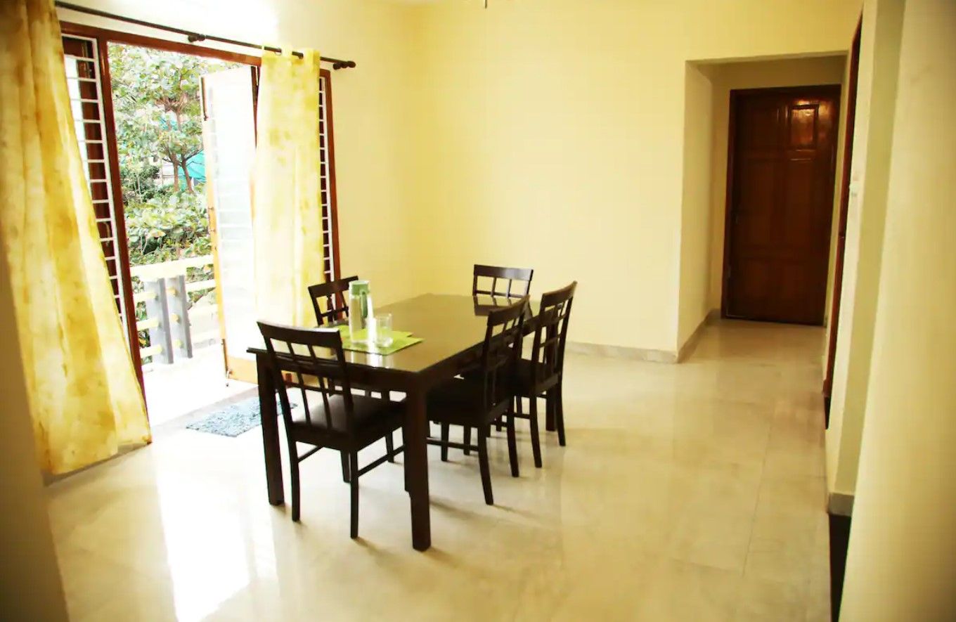 undefined Kolam Elliots Beach 4