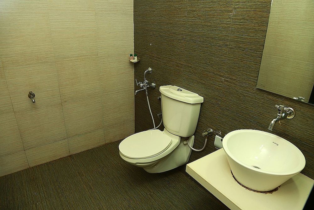 OYO 7630 Edassery Village Standard Double or Twin Room, 1 Double Bed, Private Bathroom 11