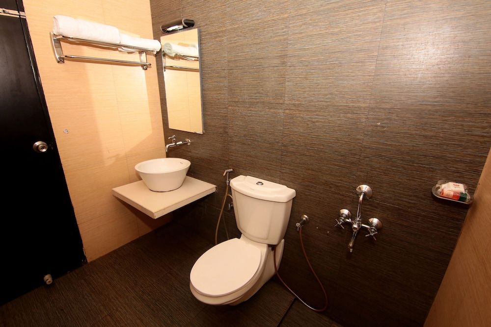 OYO 7630 Edassery Village Standard Double or Twin Room, 1 Double Bed, Private Bathroom 14