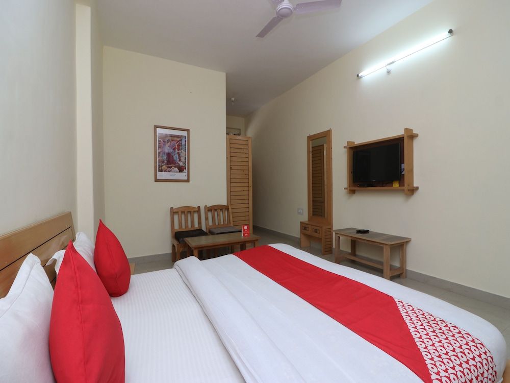 undefined OYO 23570 Hotel New Tashila 8
