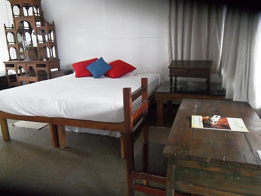 DIsable- King Room with Spa Bath