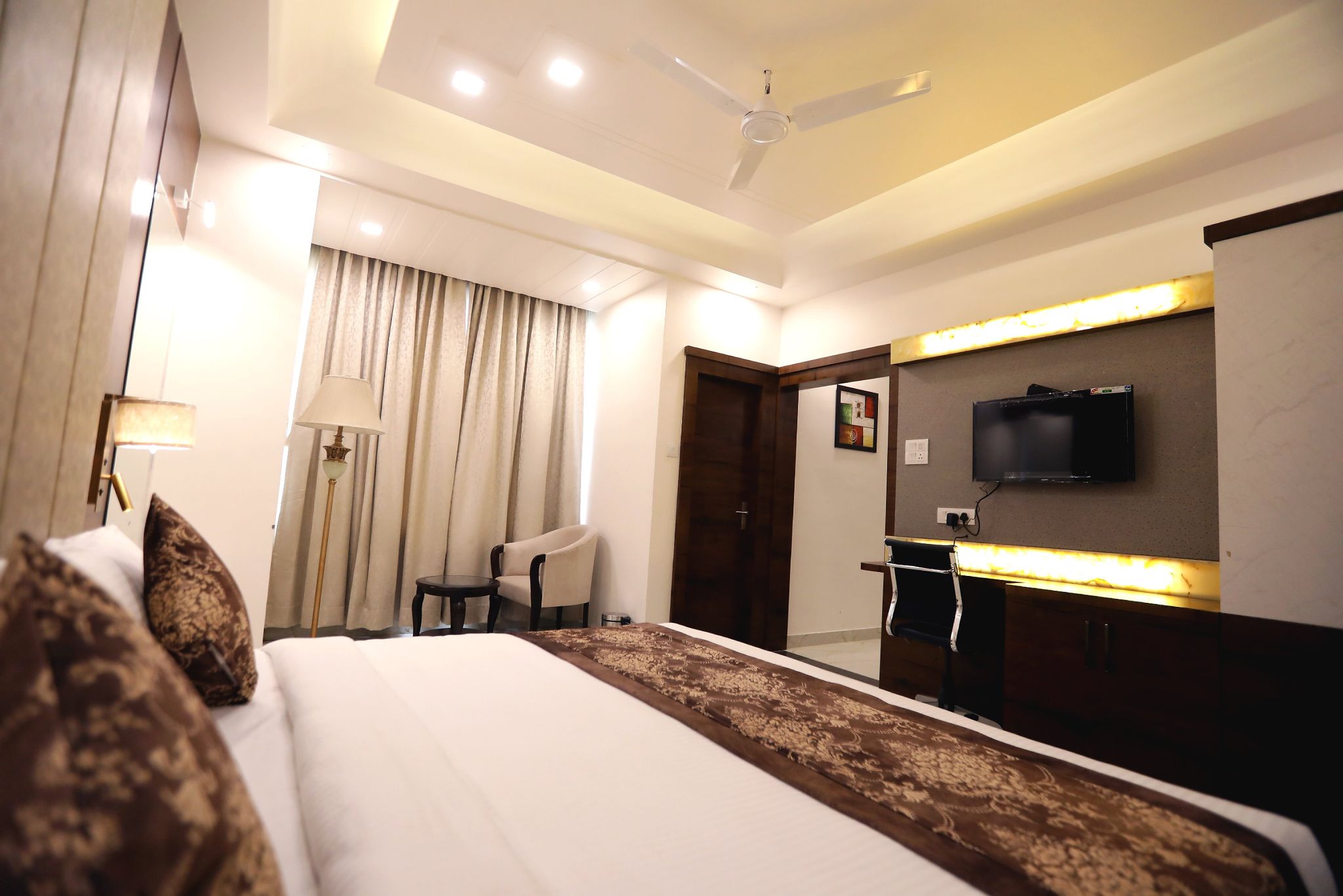 Suite Room