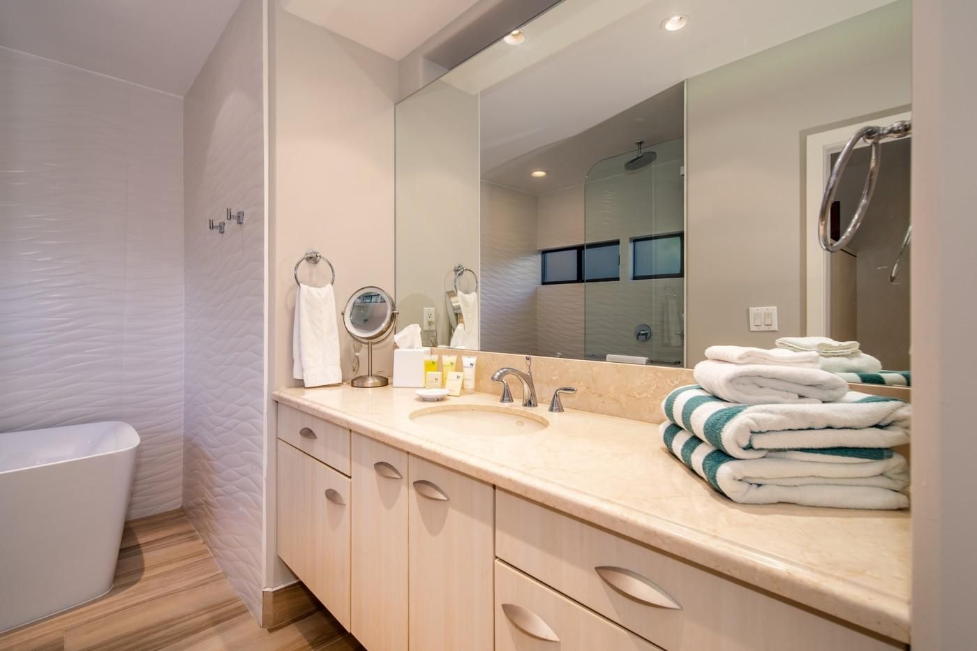 Ridge Villa Gold Partial Ocean View 2 Bedroom