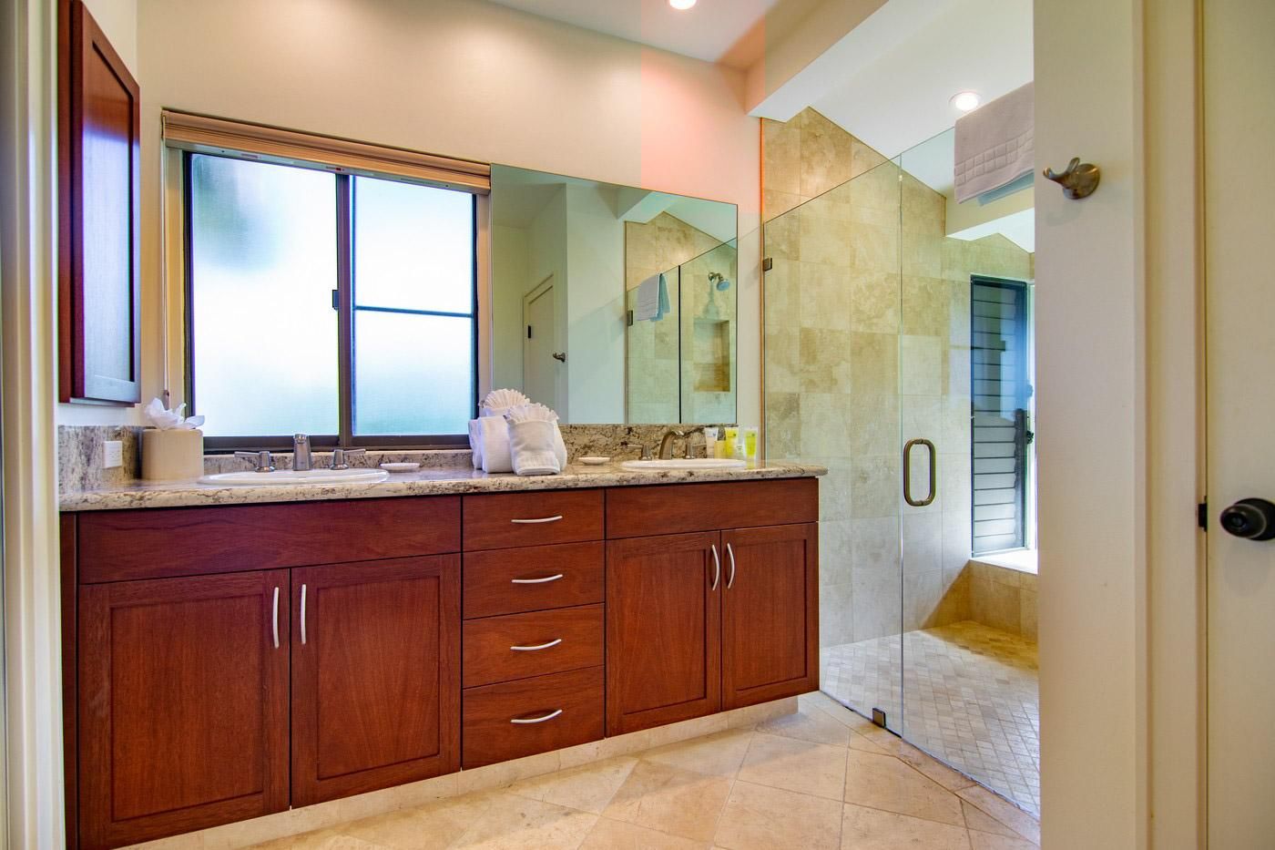 Bay Villas 18G3 1 Bedroom Gold Ocean Front