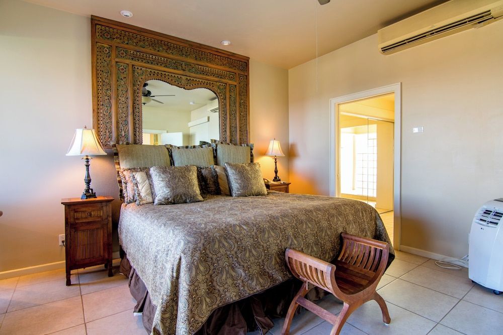 Villa, 2 Bedrooms, Oceanfront (Bay 25G2 Gold 2.5 Bath)