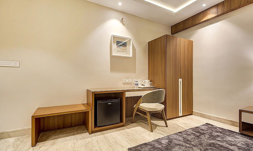 Treebo Premium Tahoora International Standard Double Room 10