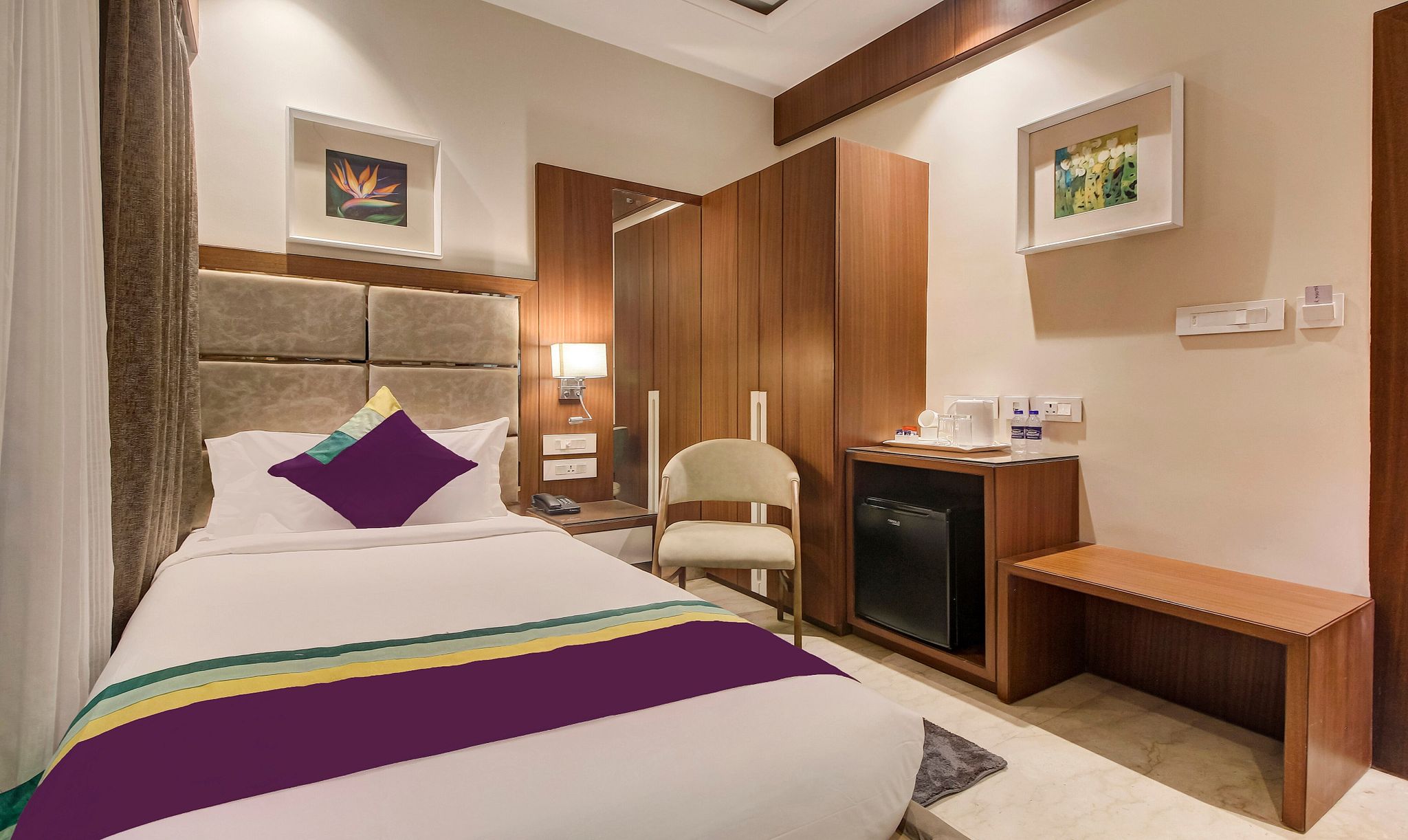 Treebo Premium Tahoora International Standard Double Room 7