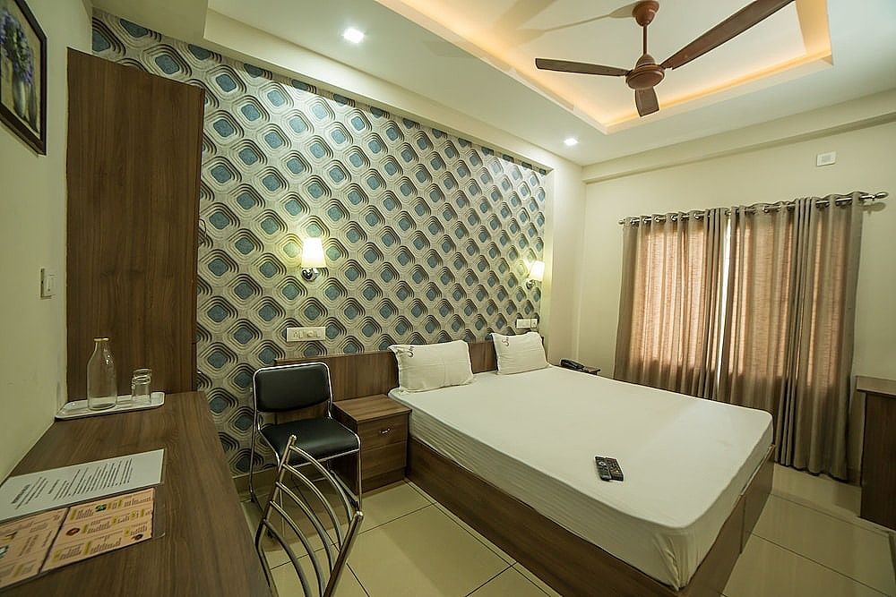 Spring Field Billets Deluxe Double or Twin Room (Non AC) 4