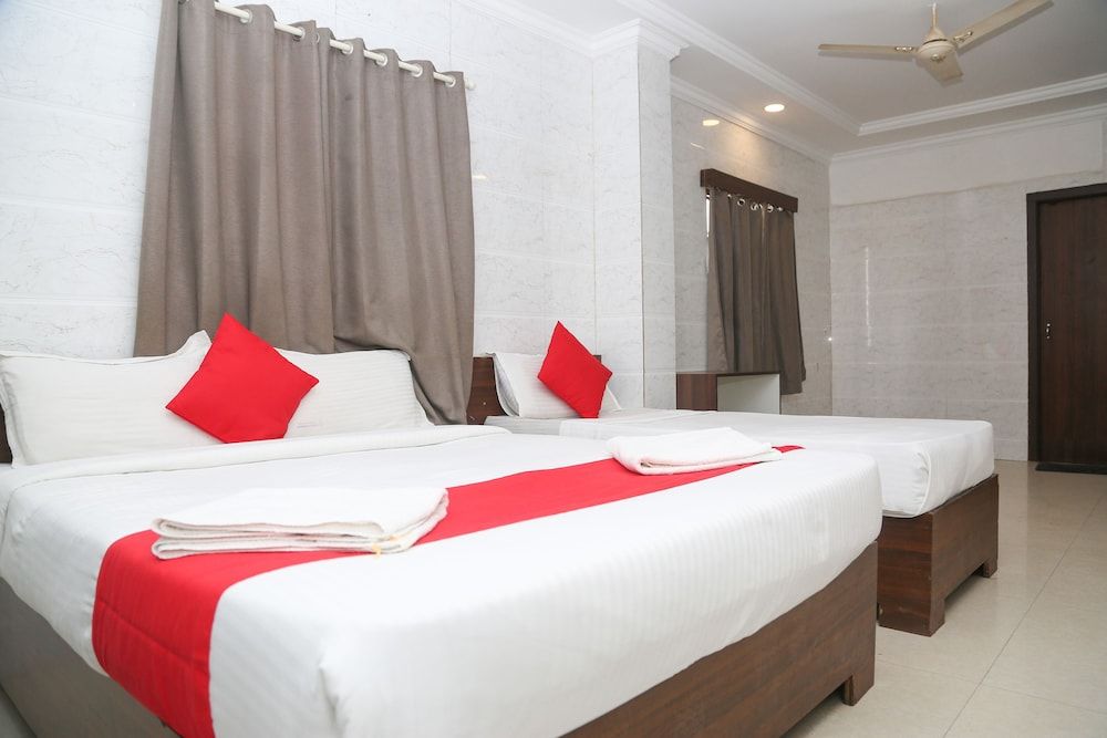 ULO Prince Park Deluxe Triple Room 10