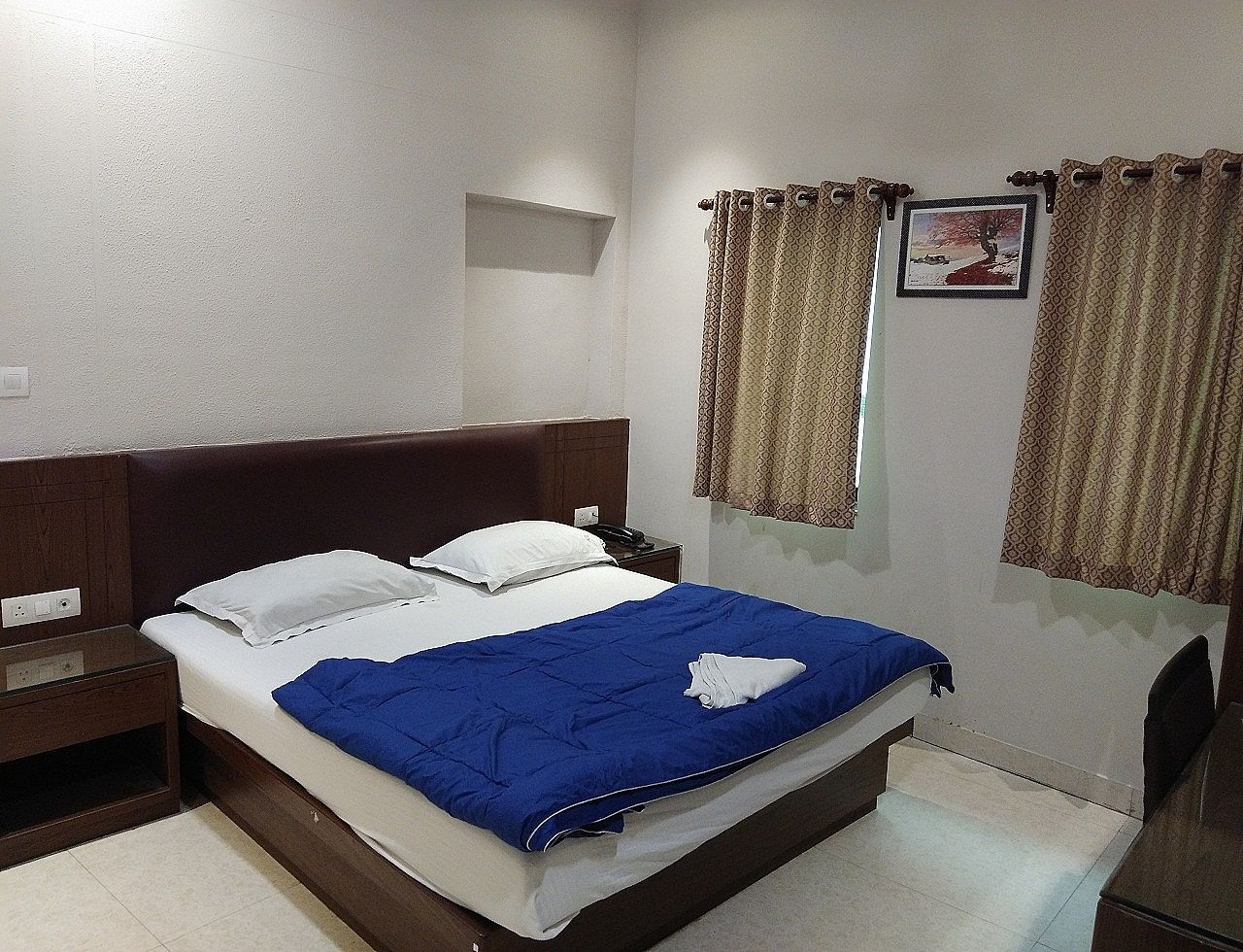 Hotel Afridi International Deluxe Room 7
