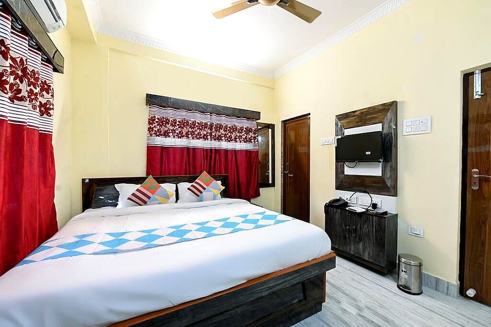 undefined Goroomgo Comfortable Stay kolkata 6