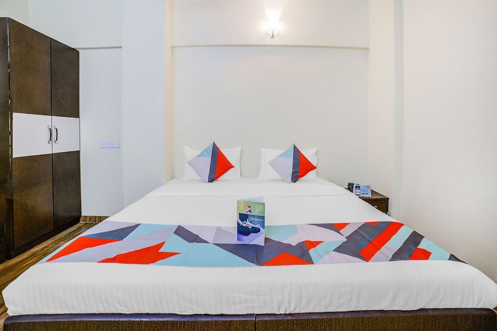 FabExpress The Paradise Premium Room, 1 Bedroom 4