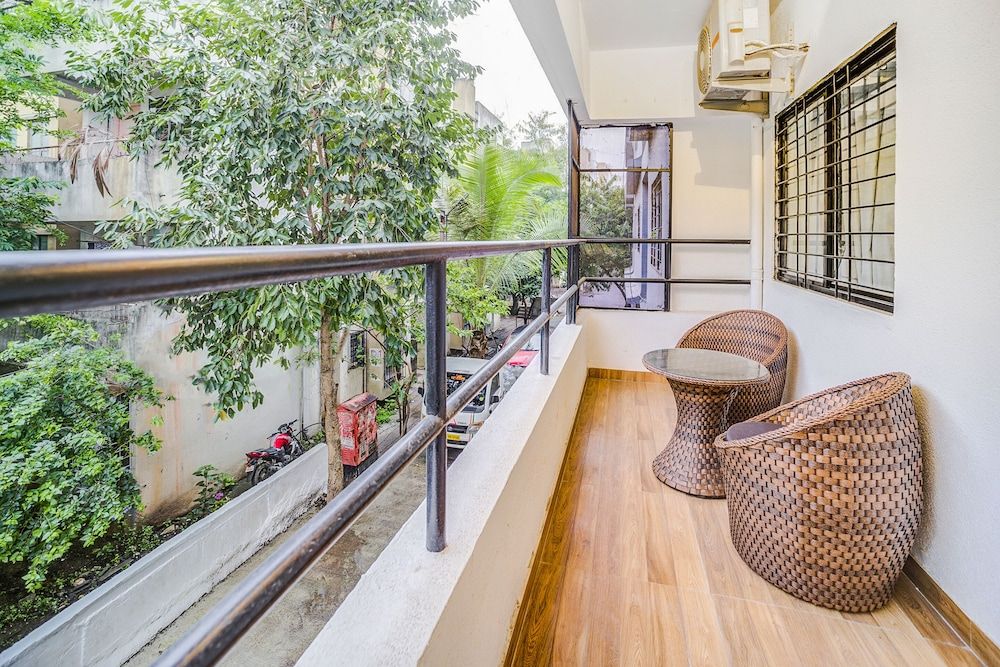 FabExpress The Paradise Premium Room, 1 Bedroom 12