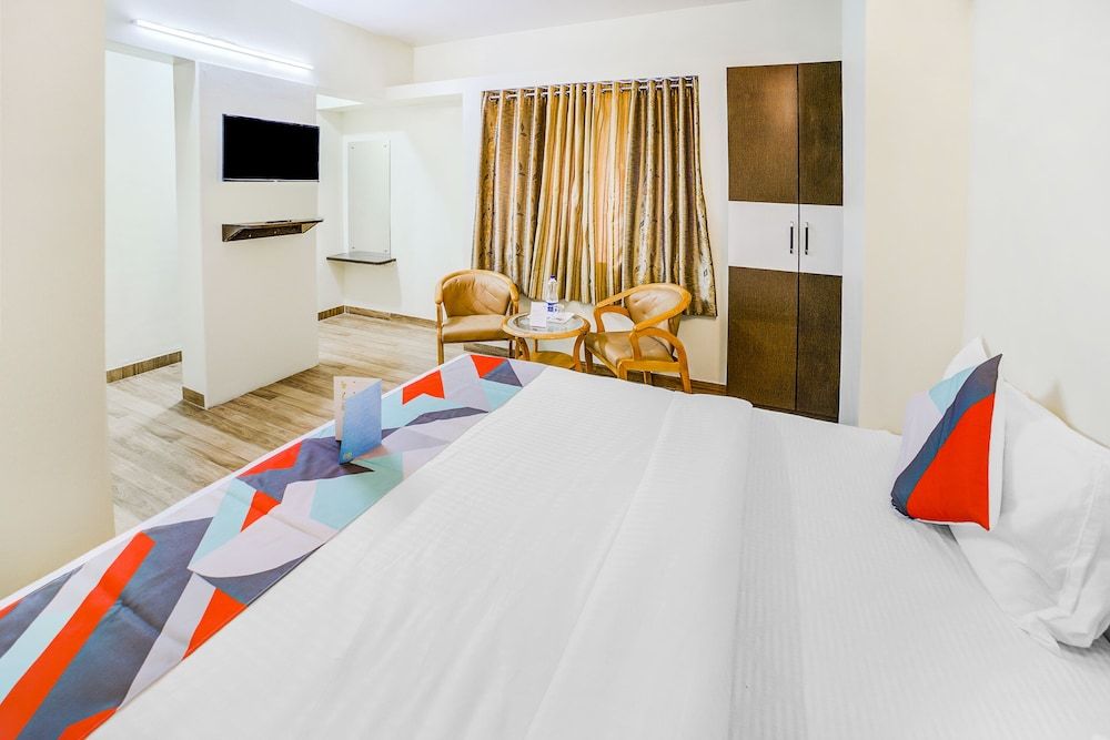 FabExpress The Paradise Premium Room, 1 Bedroom 6