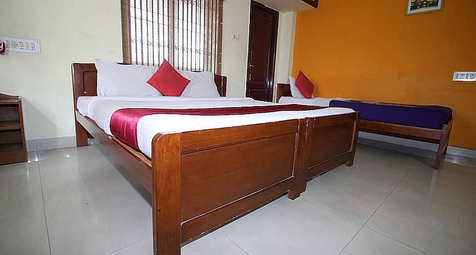 ULO Pearl Corporate Residency Deluxe Room 3