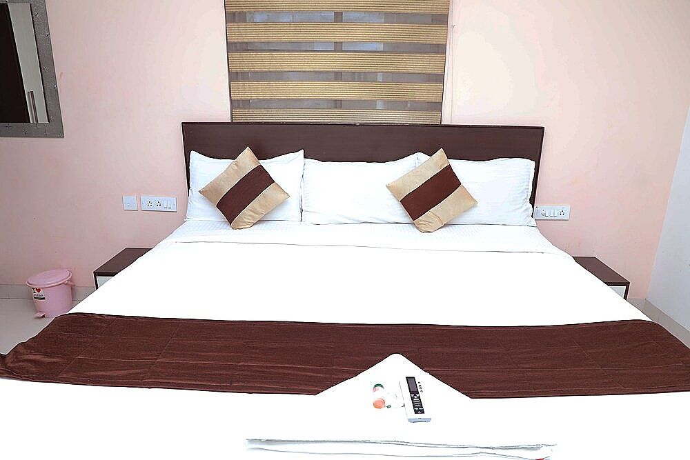 undefined ULO RD Tower 10