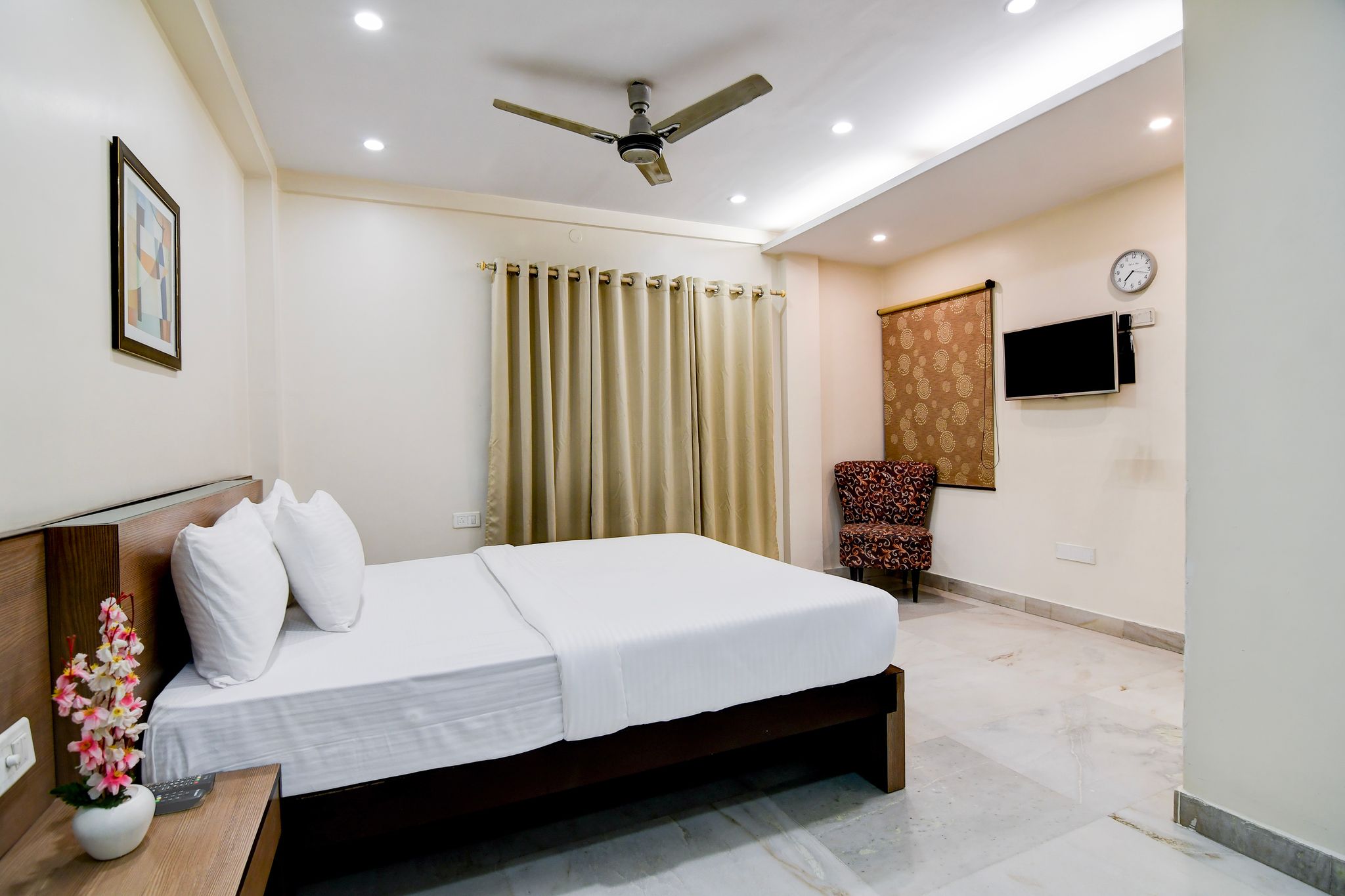 undefined The Inn 10