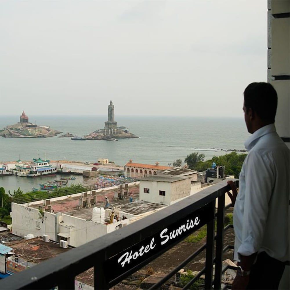 Hotel Sunrise Basic Double Room 2