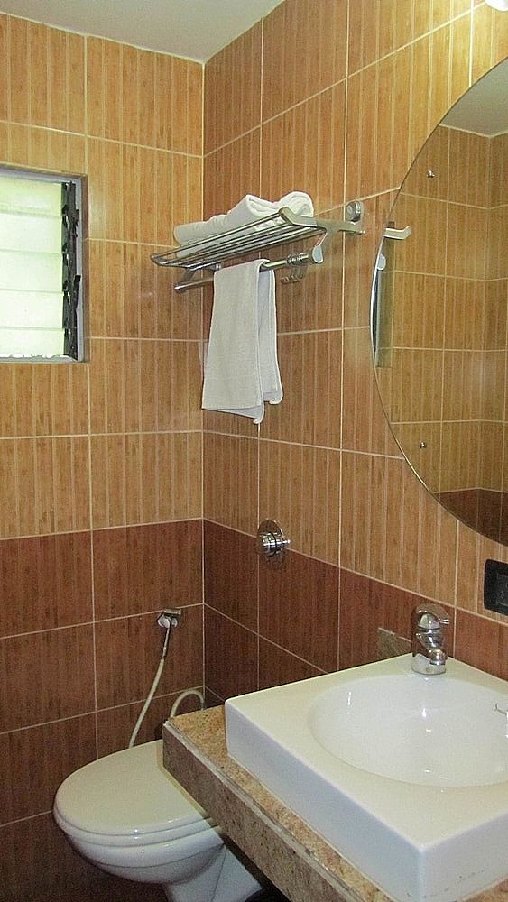 Hotel Bhammar's Inn- A Pure Veg Premium Room 16