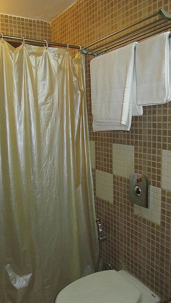 Hotel Bhammar's Inn- A Pure Veg Premium Room 13