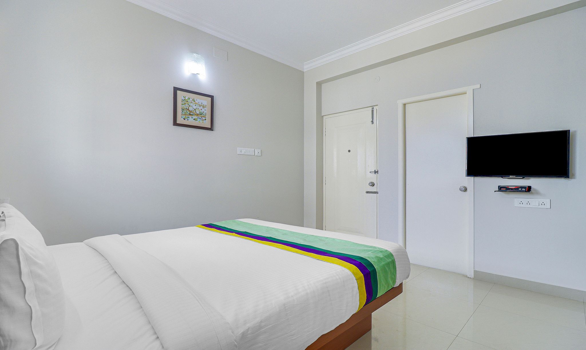 Treebo Rithikha Inn Elite Chennai Trade Centre Standard Double Room 5