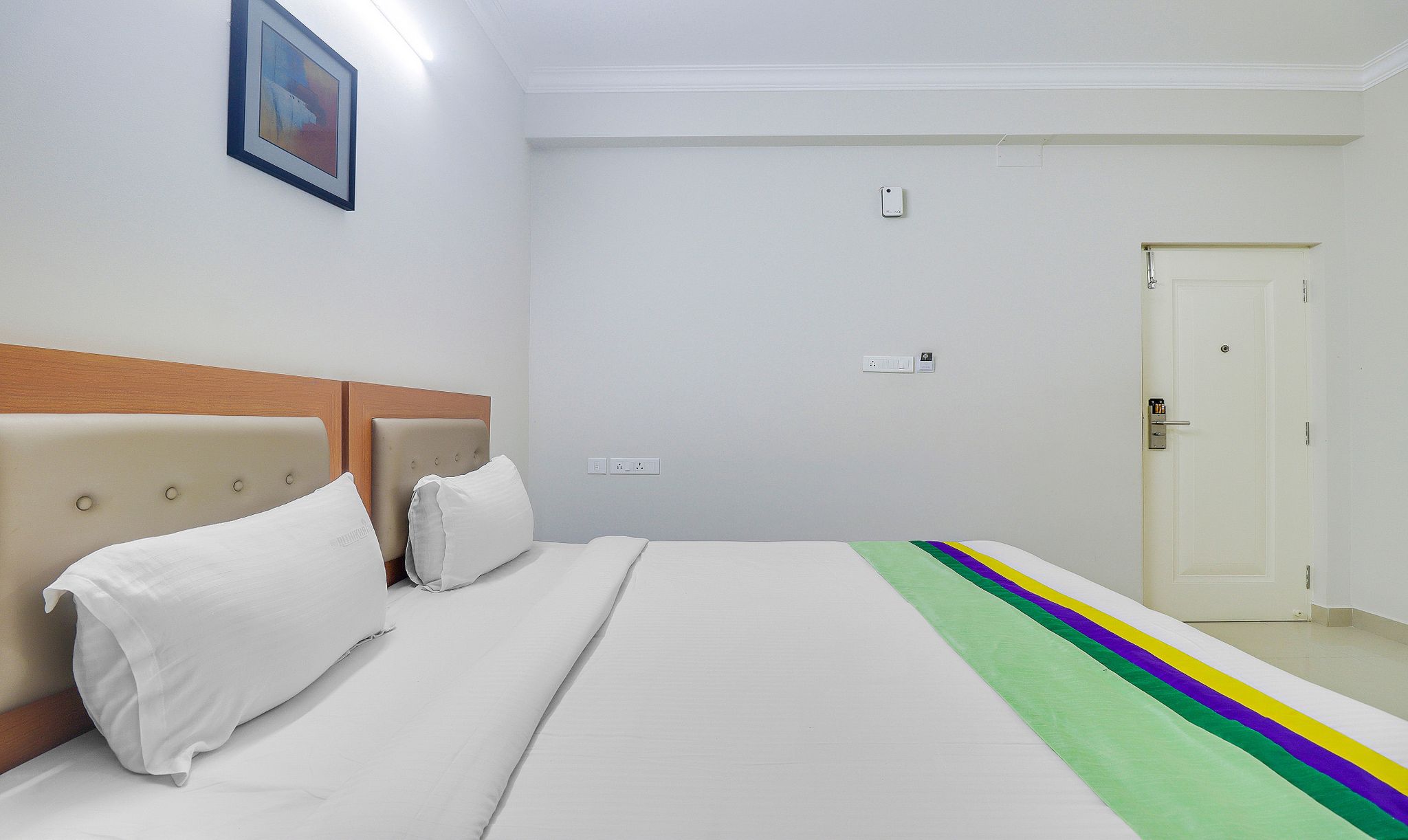 Treebo Rithikha Inn Elite Chennai Trade Centre Standard Double Room 3