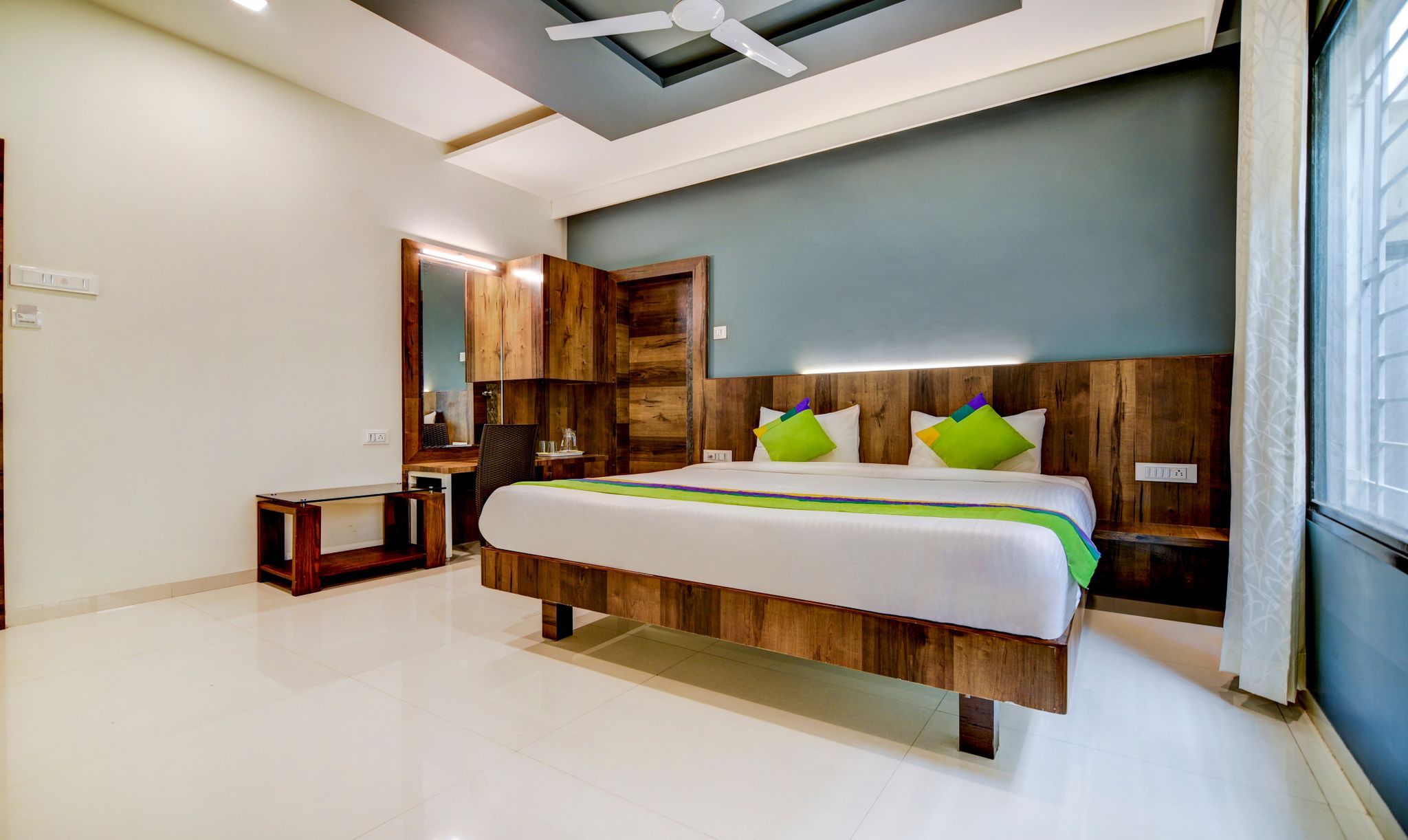 Treebo Shree Sai Suites Standard Double Room 10