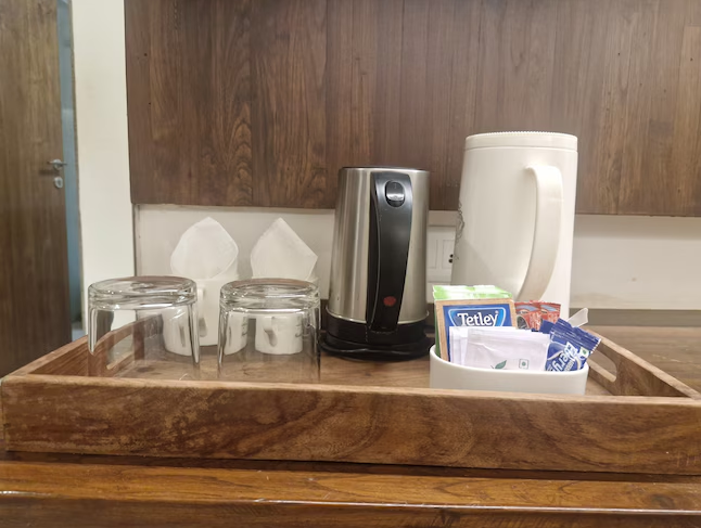 Hotel Pavillion Deluxe Twin Bed Ac Room 5