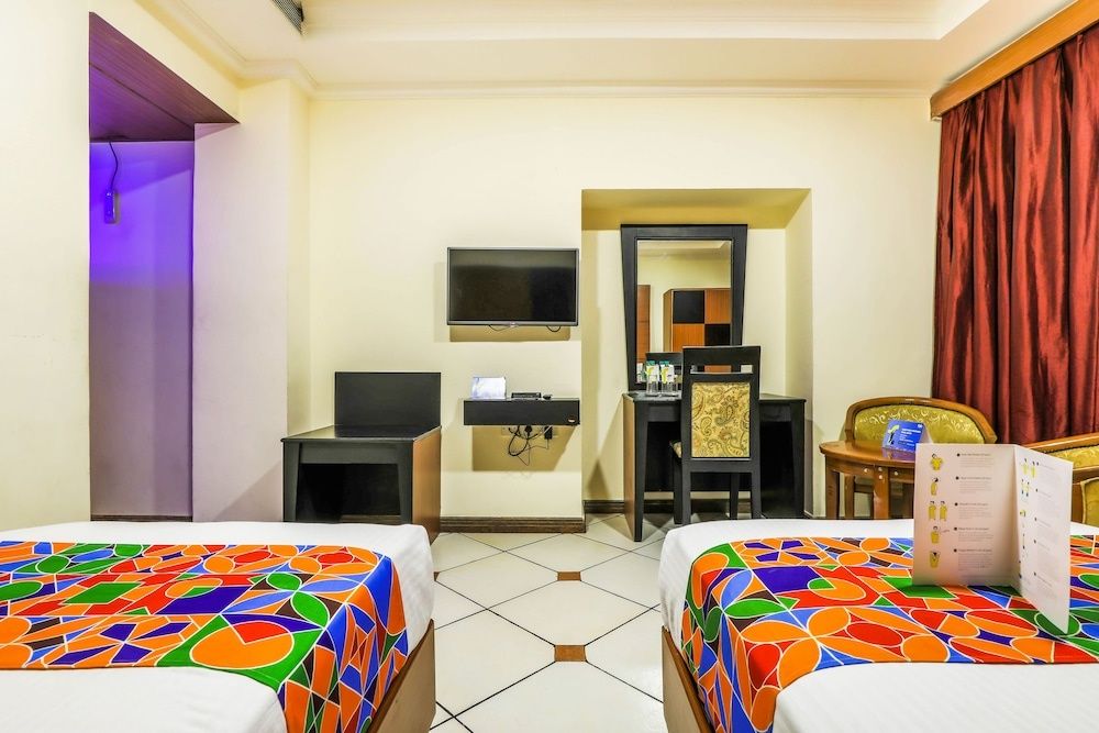 undefined FabHotel Welcare Emerald 8