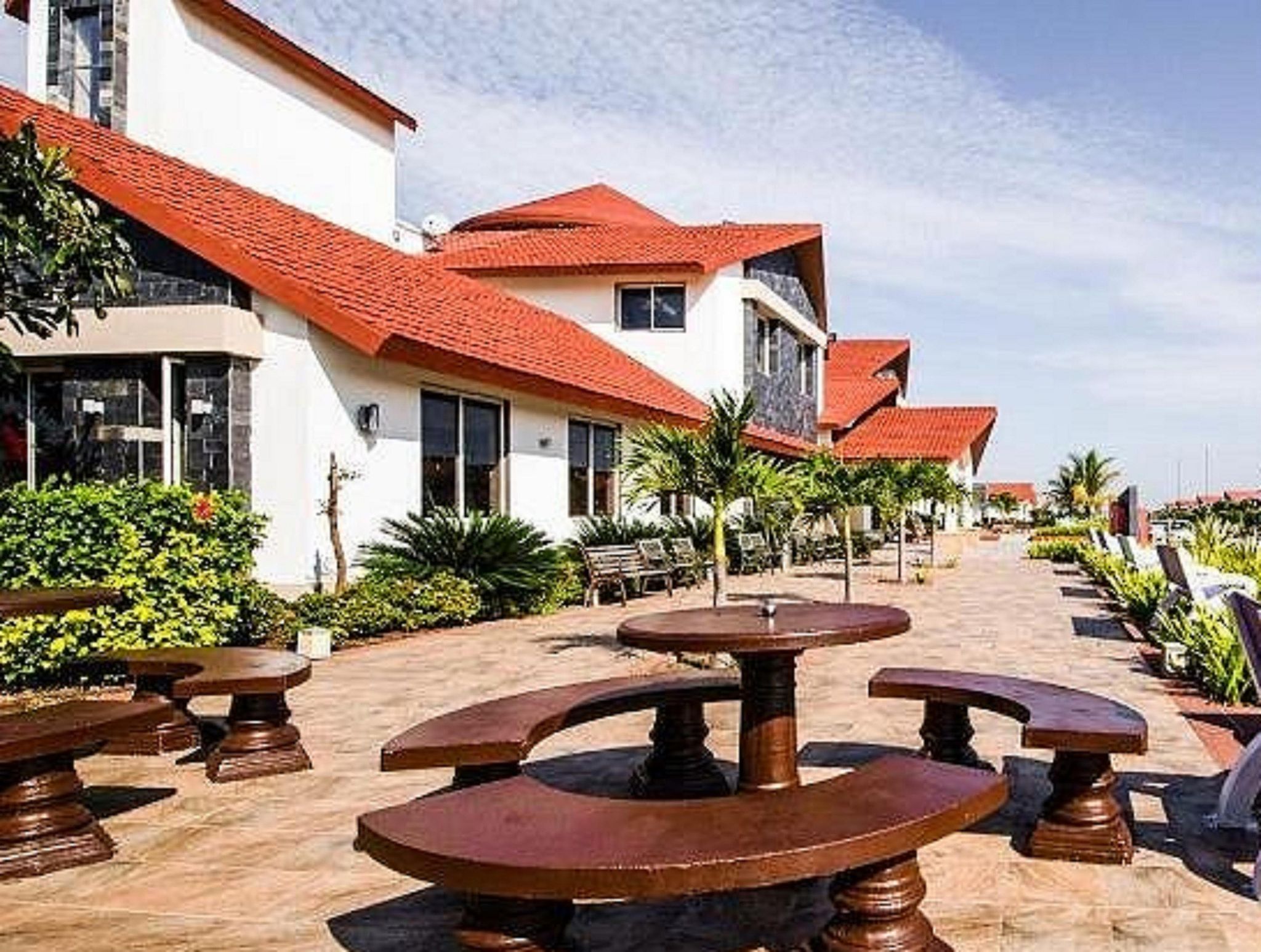 Hotel Exterior