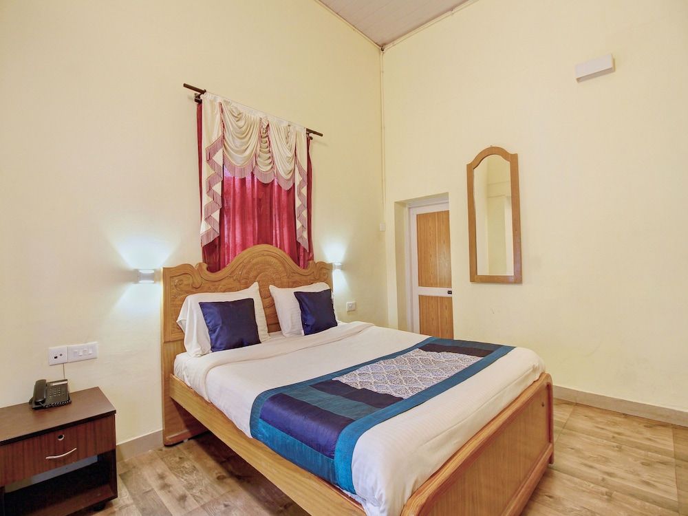 OYO 4910 Home Stay Crescent Park Standard Double or Twin Room, 1 Double Bed, Private Bathroom 3