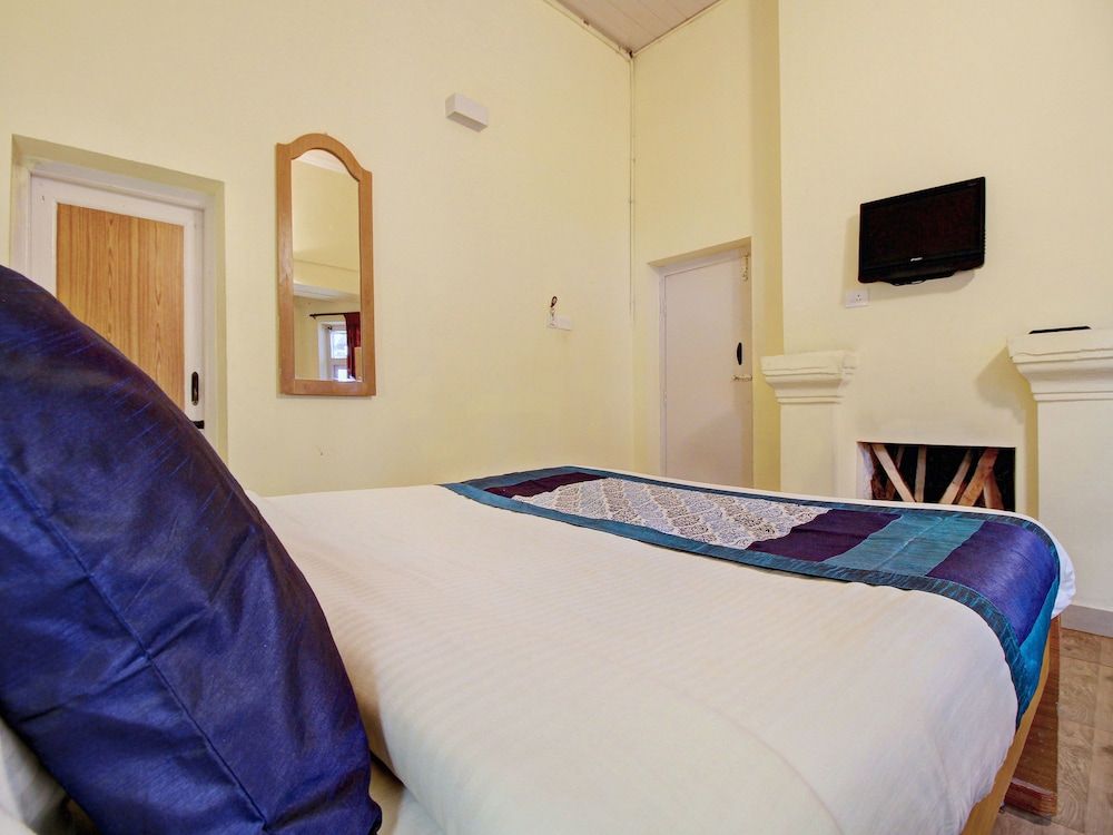 OYO 4910 Home Stay Crescent Park Standard Double or Twin Room, 1 Double Bed, Private Bathroom 7